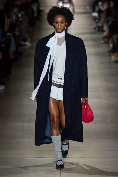 Look 4